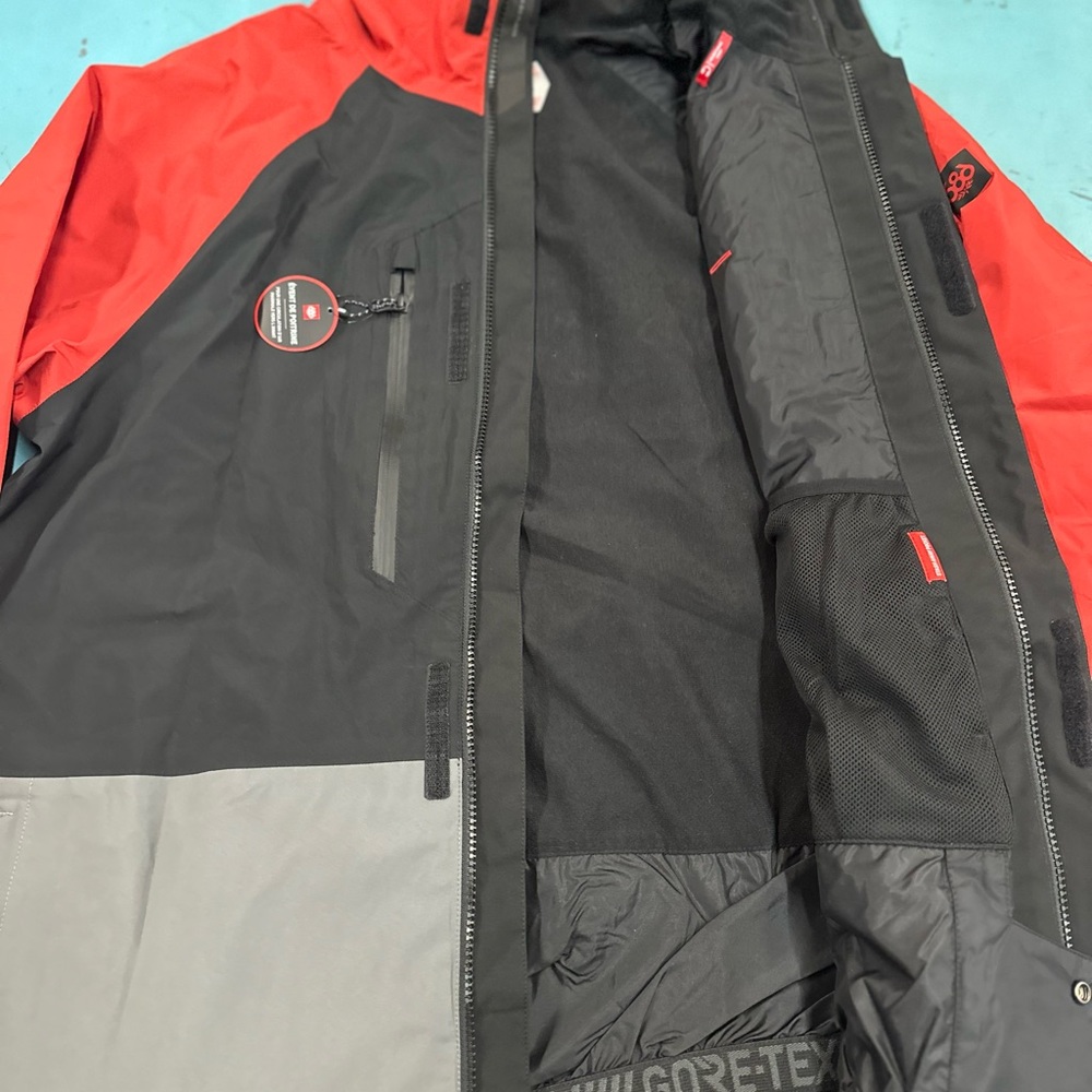 686 Shell Jacket - Picture 2 of 5